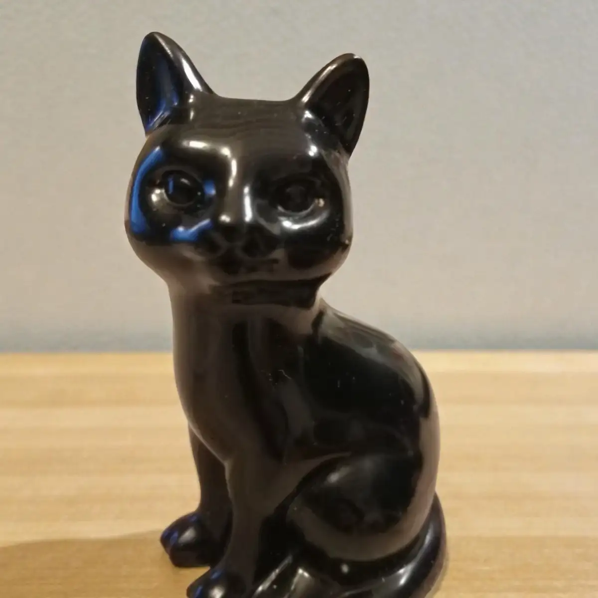 Figurine grand chat