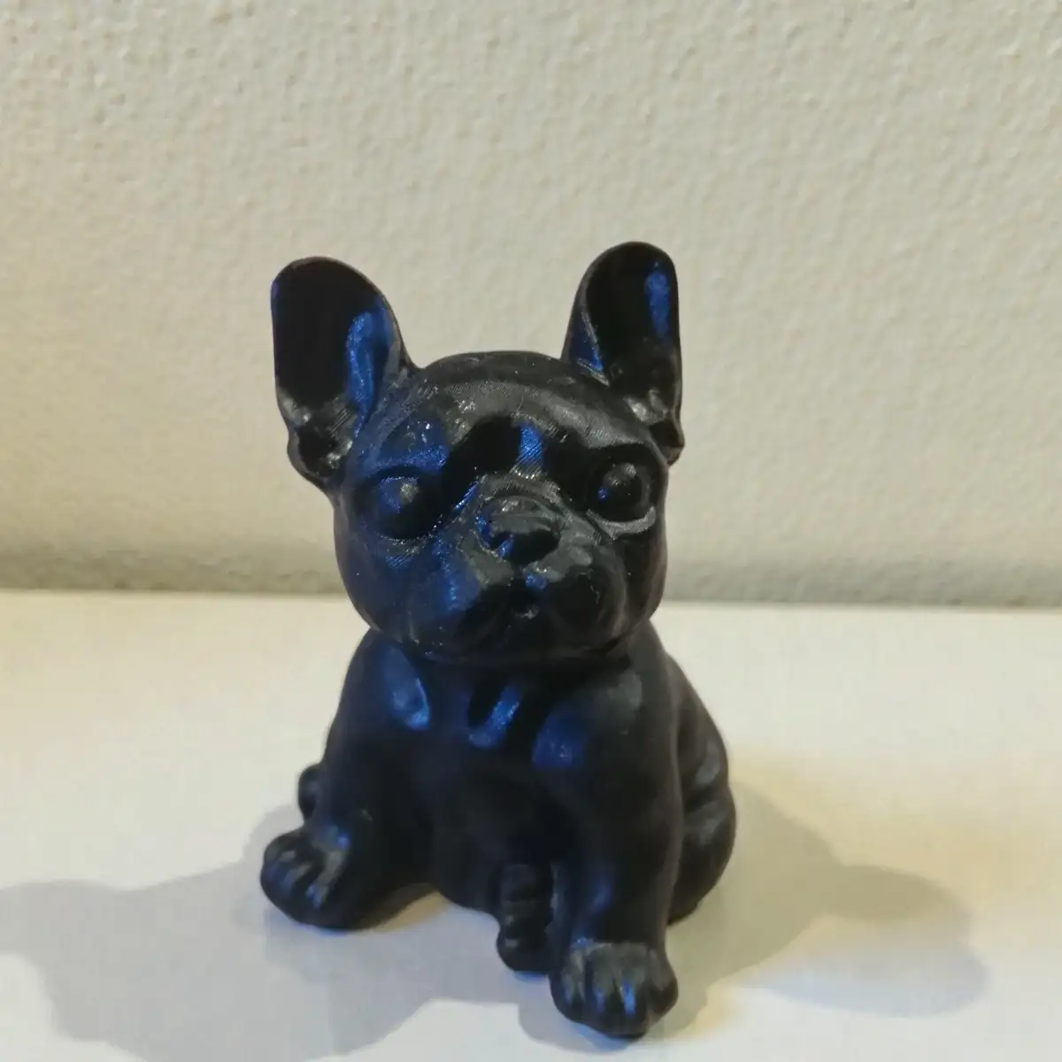 Figurine petit bouledogue