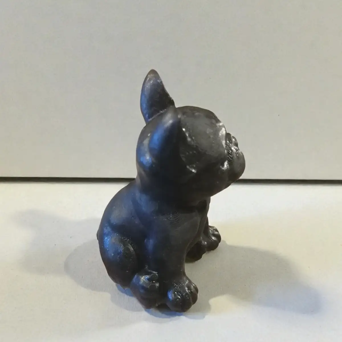 Figurine petit bouledogue
