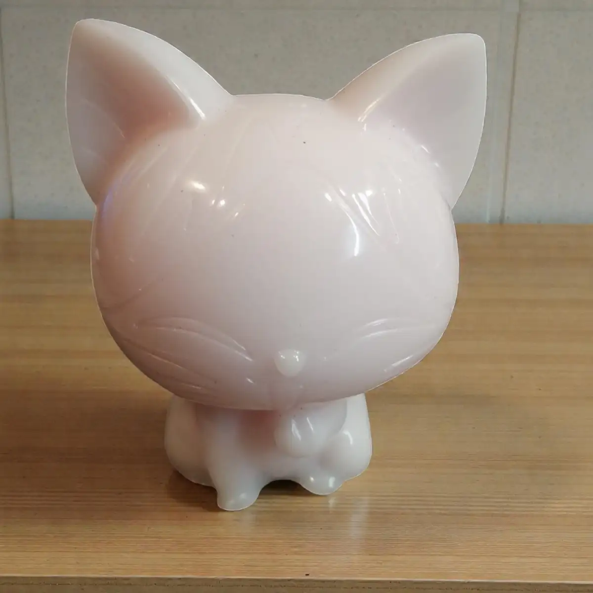 Figurine chat kawaï