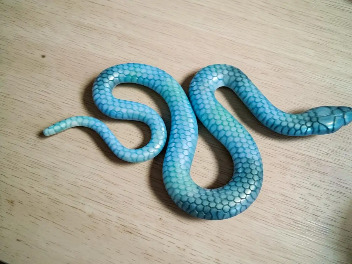 Serpent décoratif