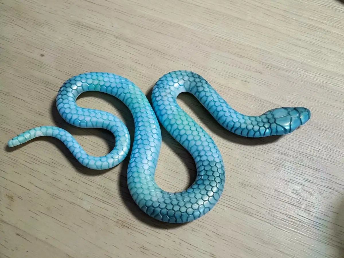 Serpent décoratif